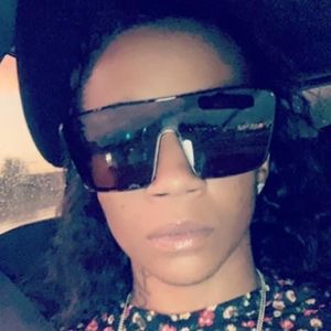 Meet your Posher, Antoinesia